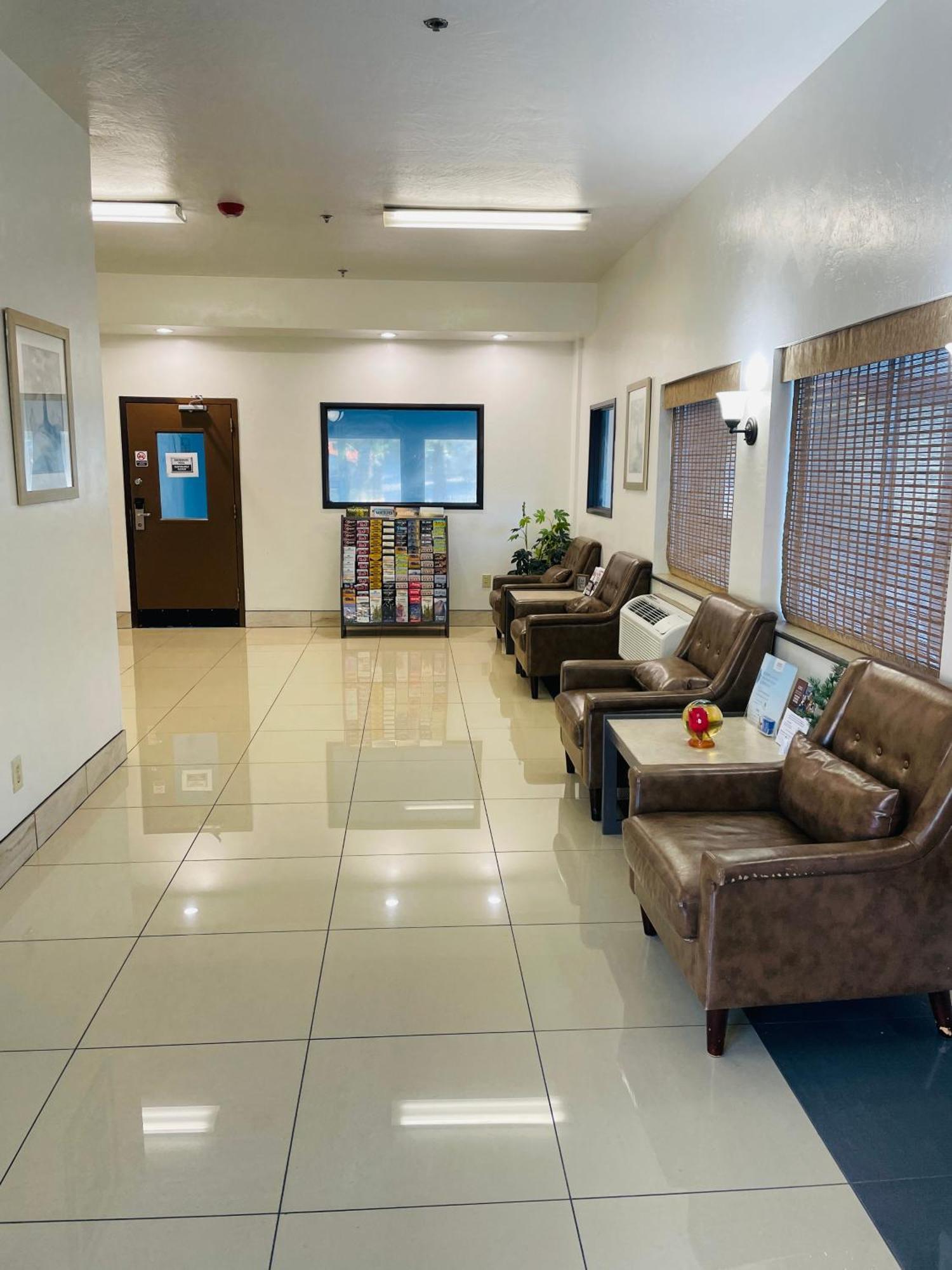 Super 8 By Wyndham Olympia Area Hotel Lacey