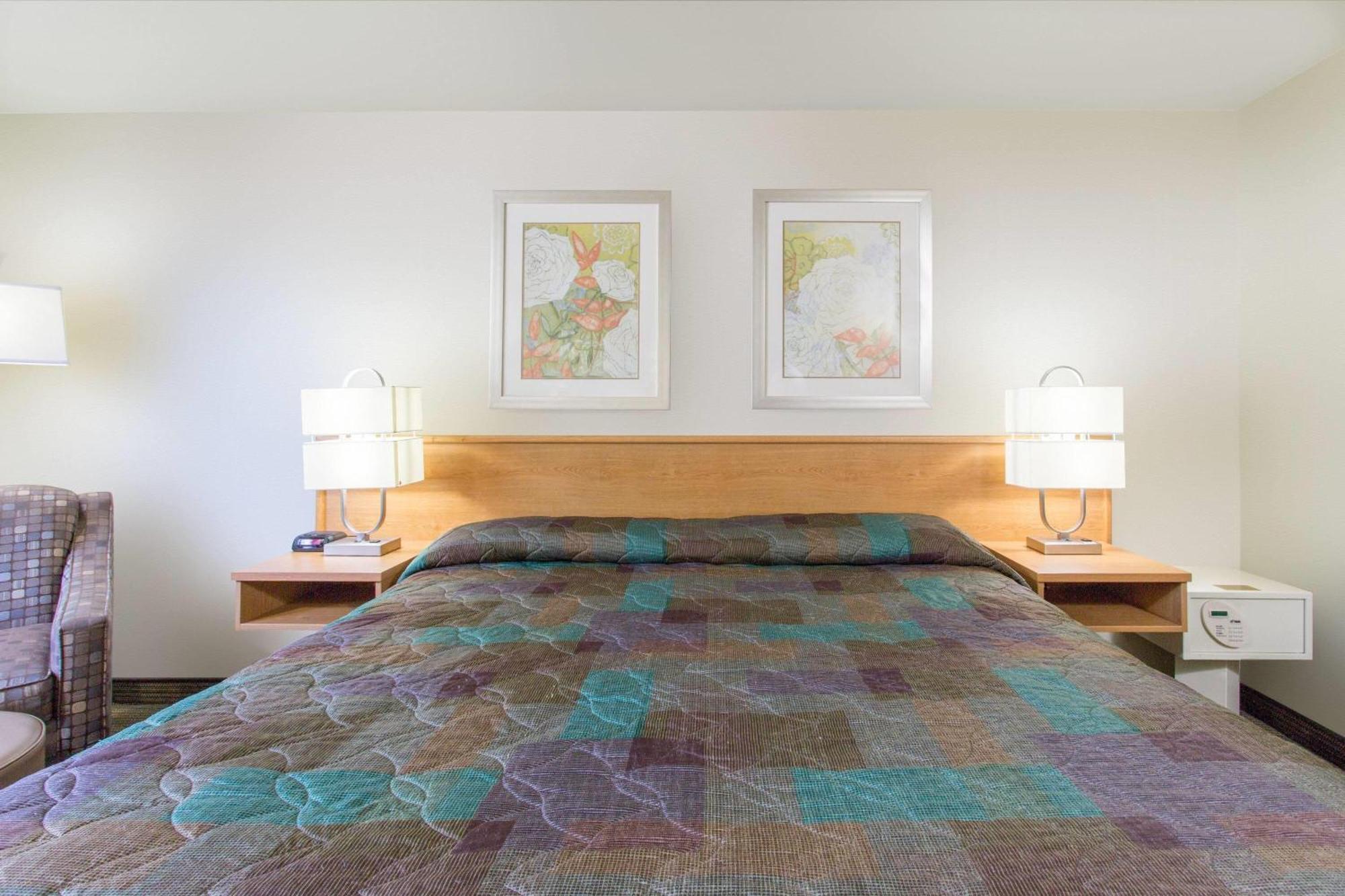 Super 8 By Wyndham Olympia Area Hotel 3*