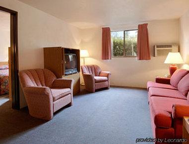 Super 8 By Wyndham Olympia Area Lacey