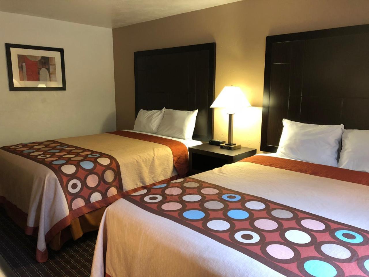Hotel Super 8 By Wyndham Olympia Area 3*